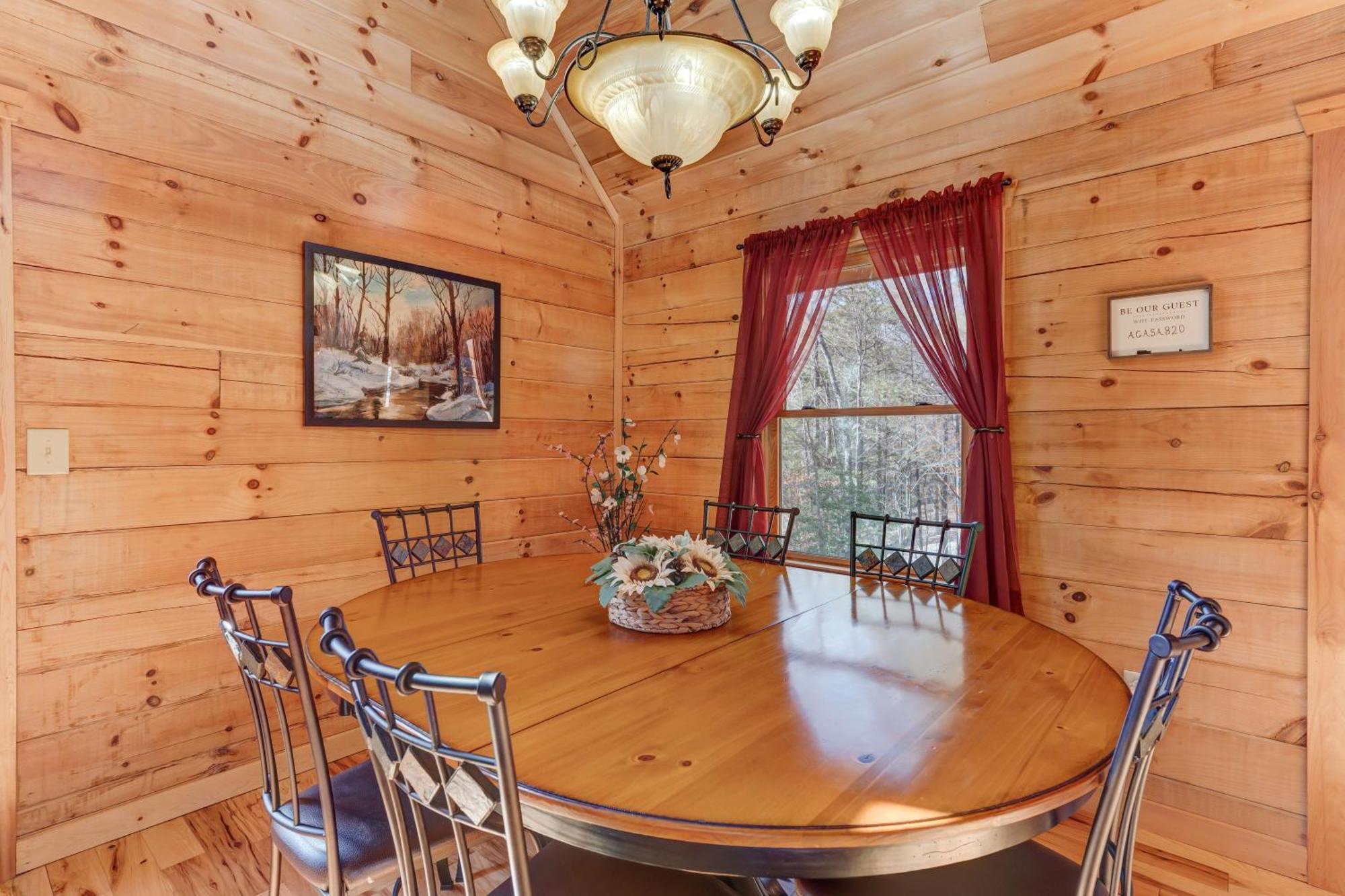 Hot-Tub 6 Seater, Fire-Pit, Master King Bed, Wineries, Pickleball, Resort Amenities Ellijay Exterior foto